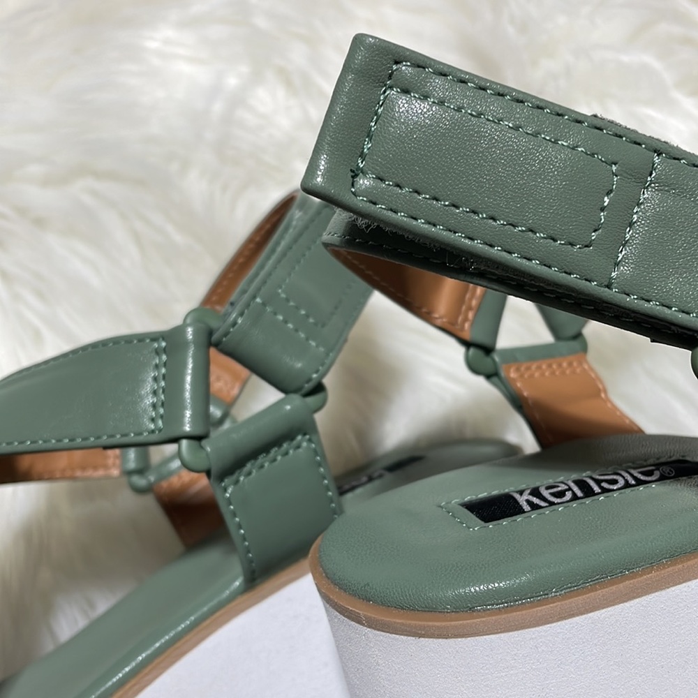 Kensie sage wedge flatform strappy open toe sandals green army NIB 8M 9.5M - Picture 14 of 14